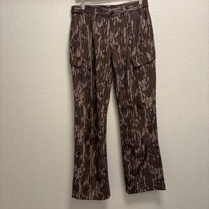 Magellan Outdoors Camo Pants Women’s Size Medium Tree Bark Camo Natural Print
